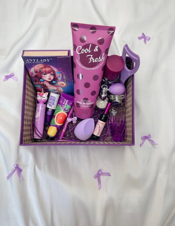 پک هدیه پک کادو پک ولنتاین خرید هدیه ولنتاین خرید هدیه روز زن هدیه شب یلدا